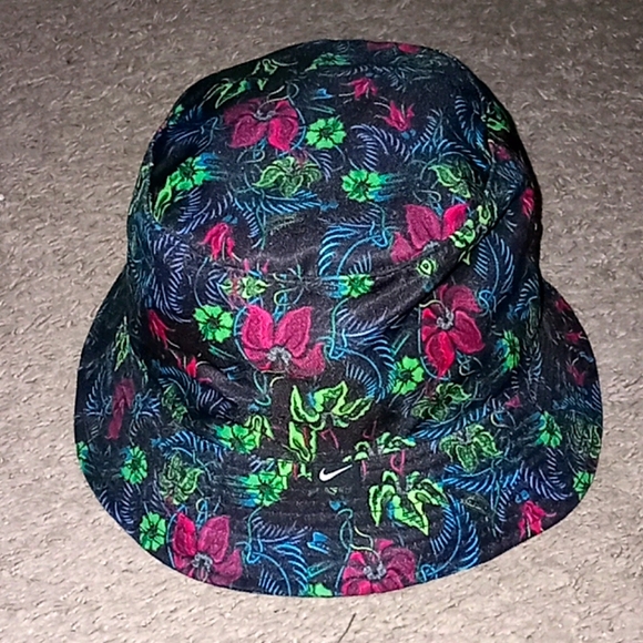 Nike bucket Hawaiian hat-sz M
